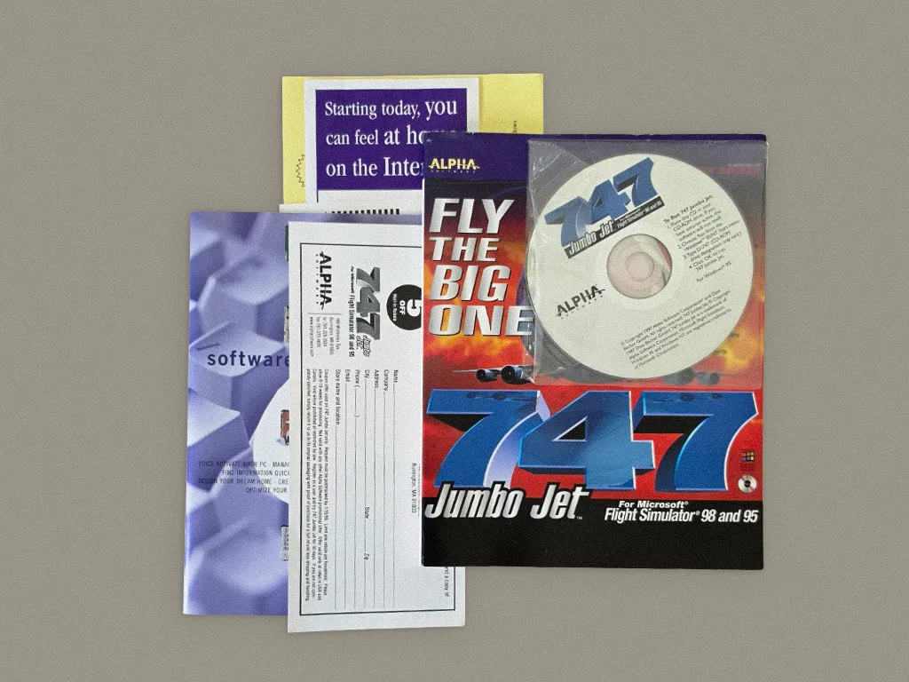 747 Jumbo Jet box contents, photo 1 of 3