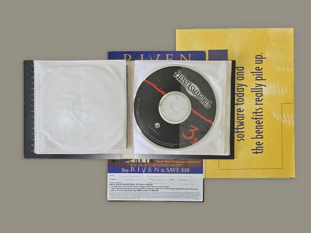 Roberta Williams' Phantasmagoria box contents, photo 2 of 4
