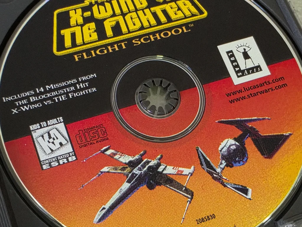Star Wars: X-Wing vs. TIE Fighter - Flight School box contents, photo 2 of 3
