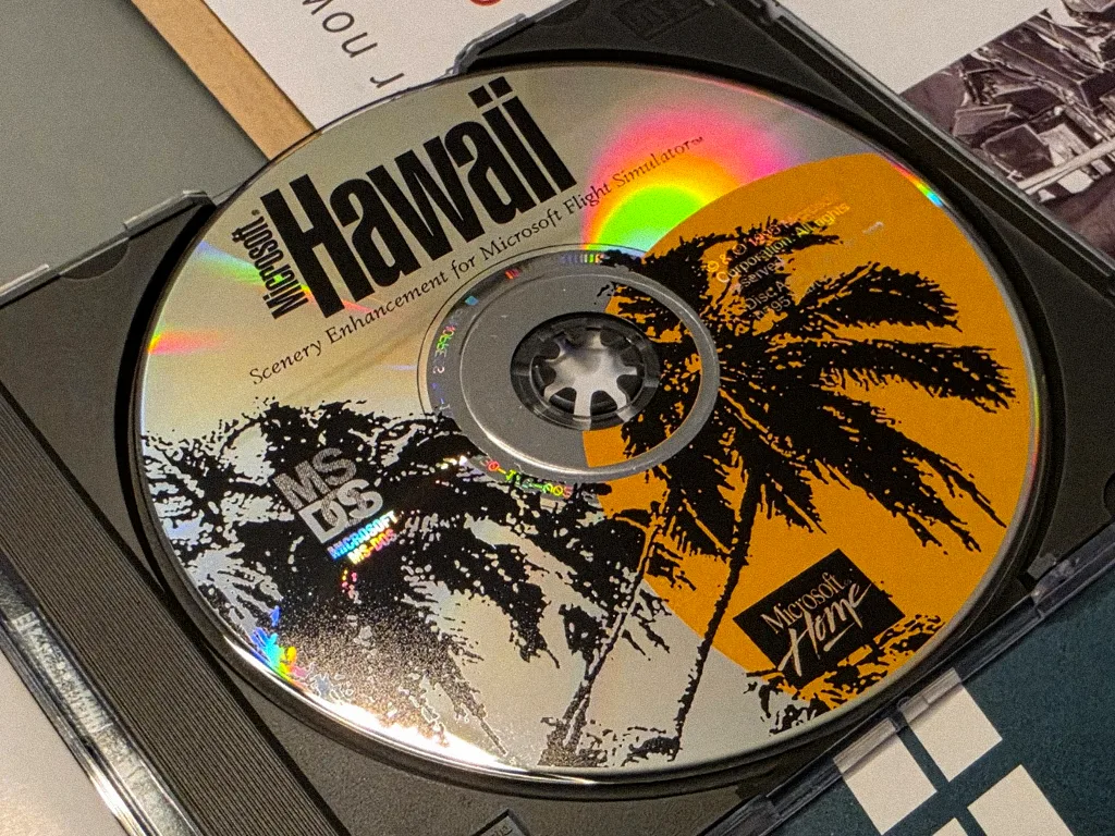 Microsoft Scenery Enhancement: Hawaii box contents, photo 3 of 4