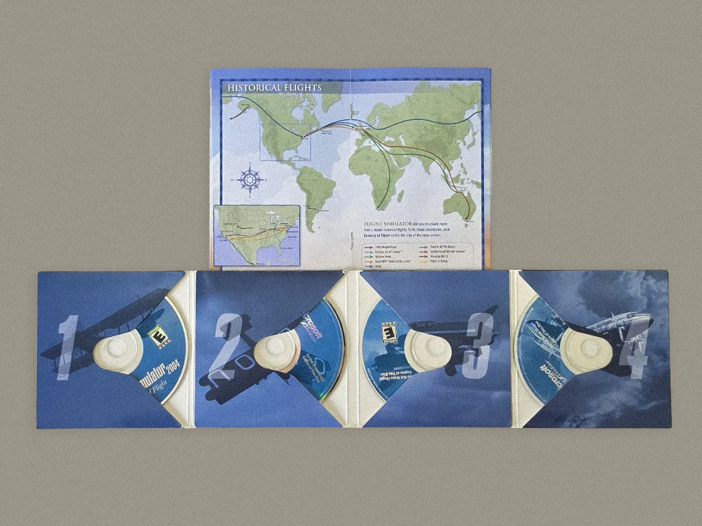 Microsoft Flight Simulator 2004: A Century of Flight box contents, photo 4 of 4